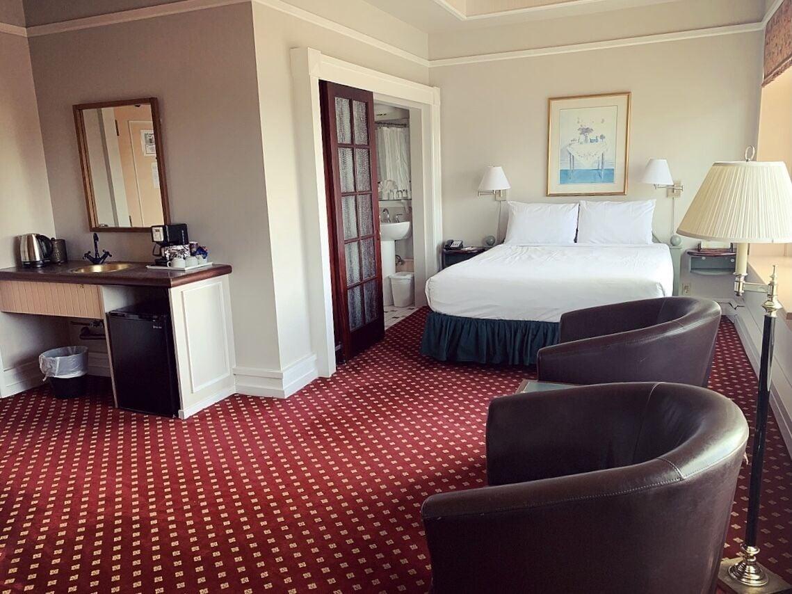 The Bedford Regency Hotel Victoria Ngoại thất bức ảnh