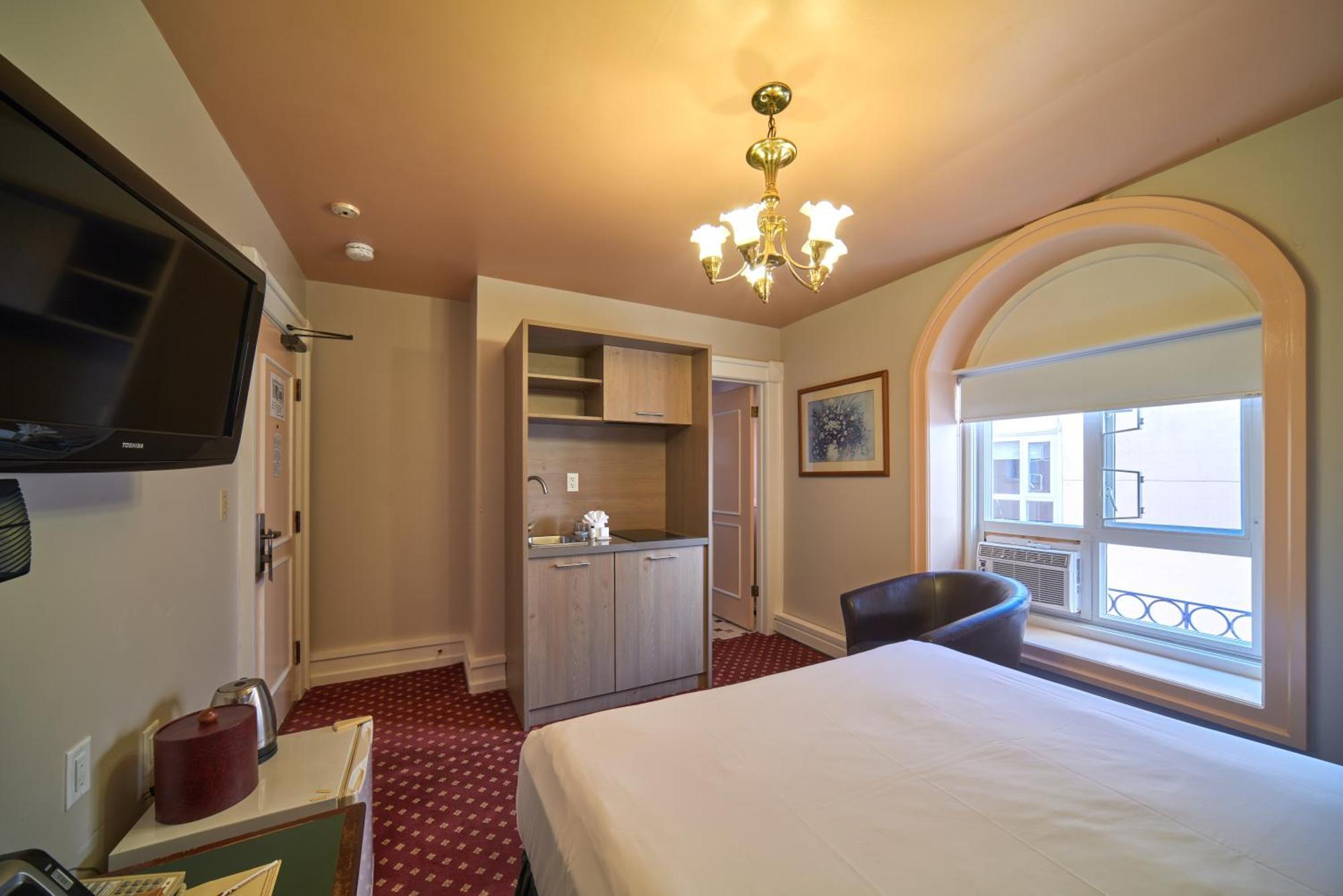 The Bedford Regency Hotel Victoria Ngoại thất bức ảnh